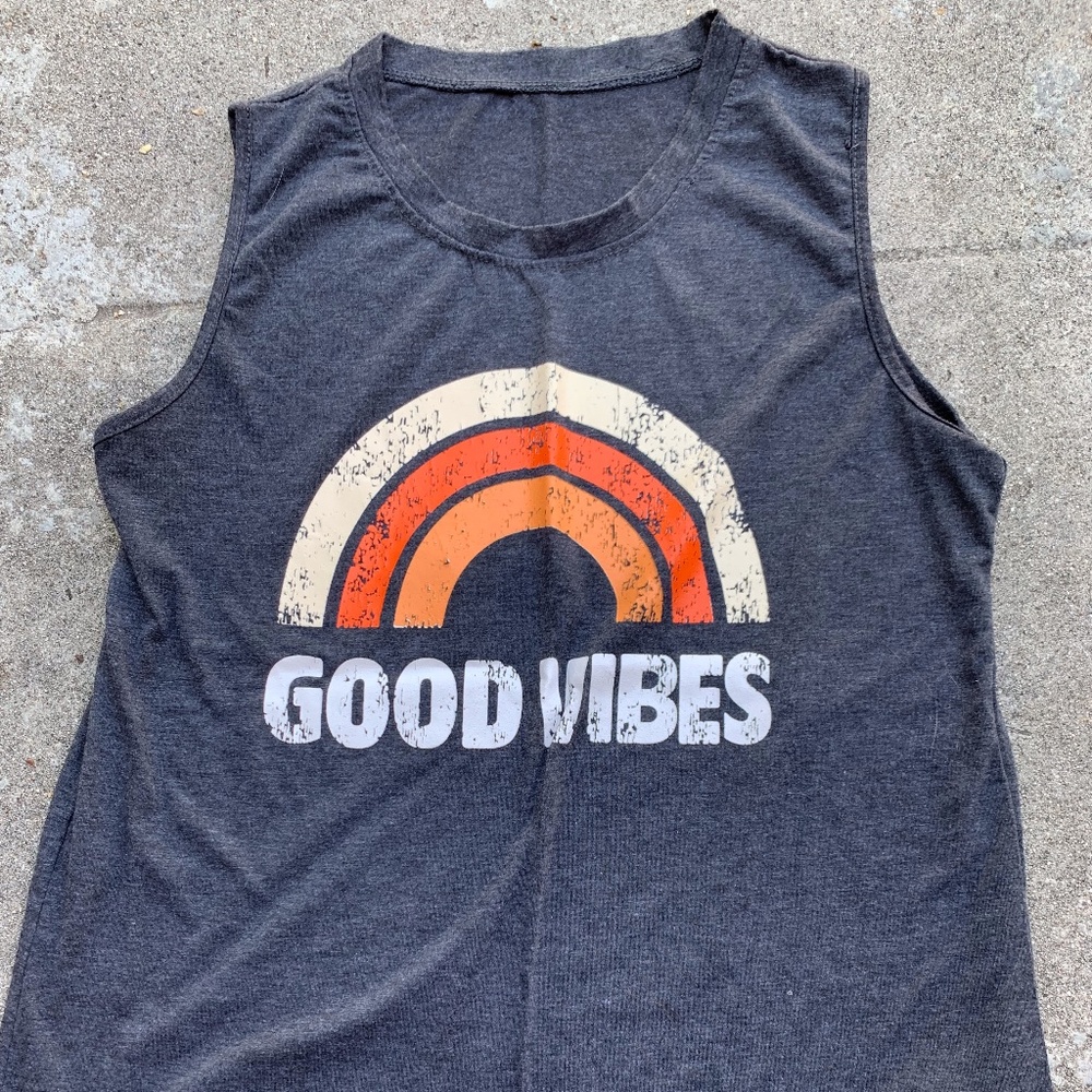 Good Vibes Muscle Tee. Medium. Unisex.
